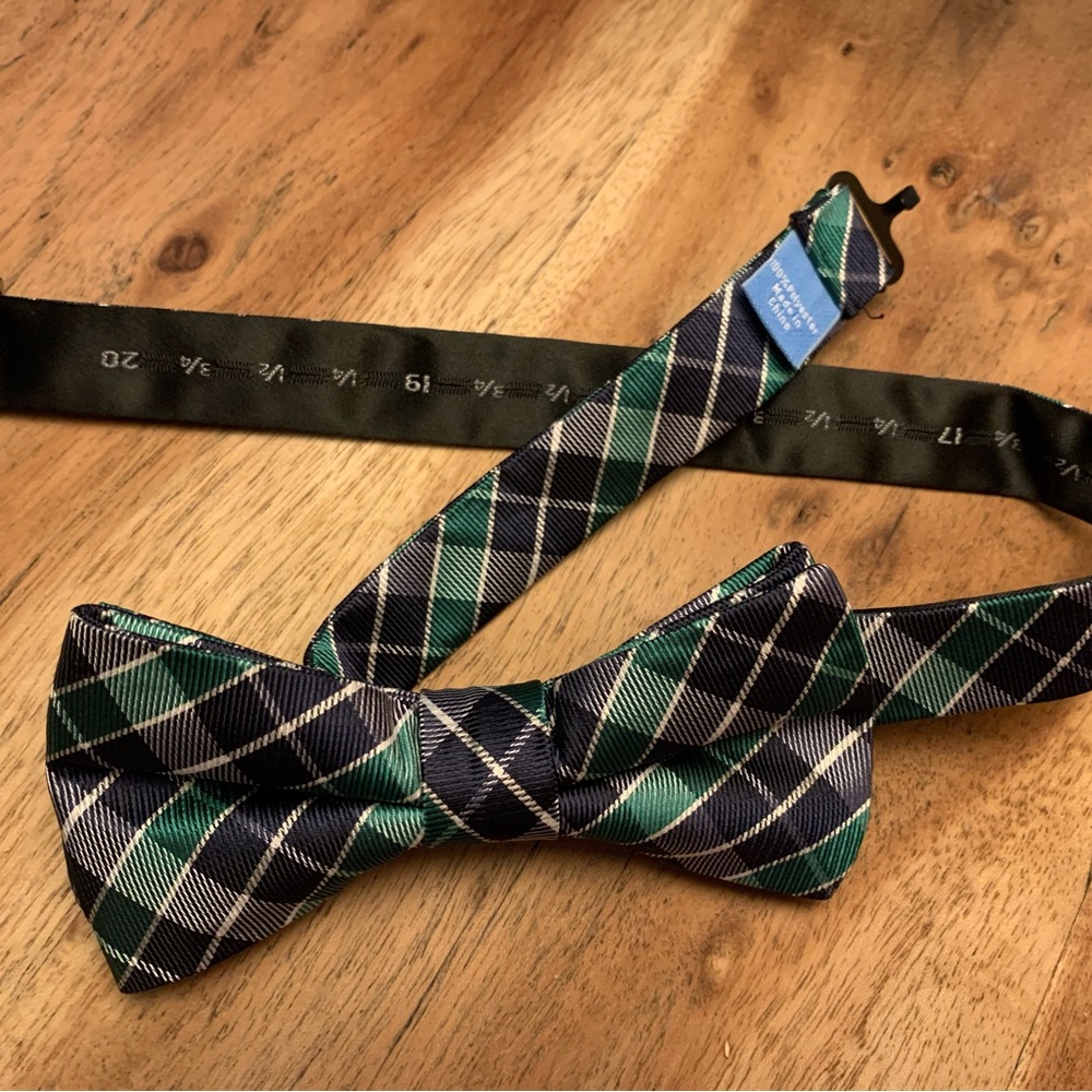 Classic Navy Blue & Green Preppy Adjustable Bow Tie Bowtie Necktie